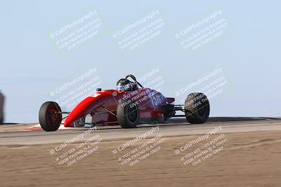 media/Oct-26-2025-CalClub SCCA (Sun) [[8ce1e69566]]/Group 6/Grapevine/